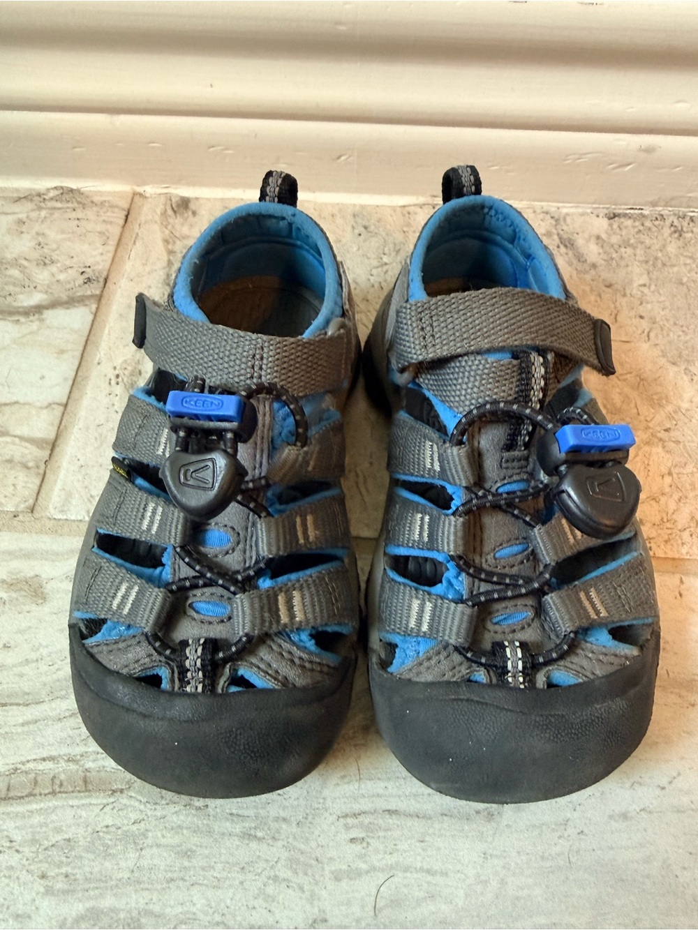 Keen Kids Grey and Blue Newport H2 sandal // Sz 9 - Picture 7 of 11
